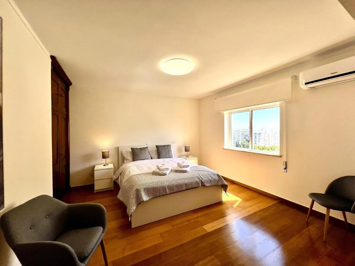 Faro Rising By Homing Apartment